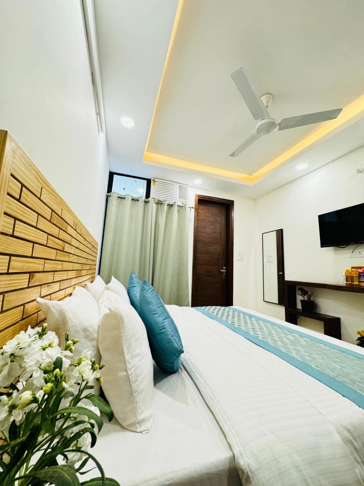 Hotel Ashram View Just 10 Minute Away Form Nizamuddin Railway Station Nové Dillí Exteriér fotografie