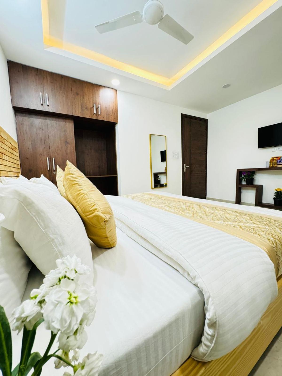 Hotel Ashram View Just 10 Minute Away Form Nizamuddin Railway Station Nové Dillí Exteriér fotografie