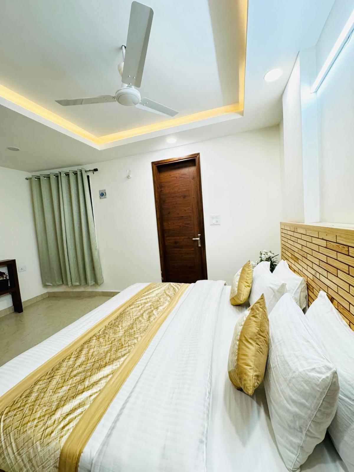 Hotel Ashram View Just 10 Minute Away Form Nizamuddin Railway Station Nové Dillí Exteriér fotografie