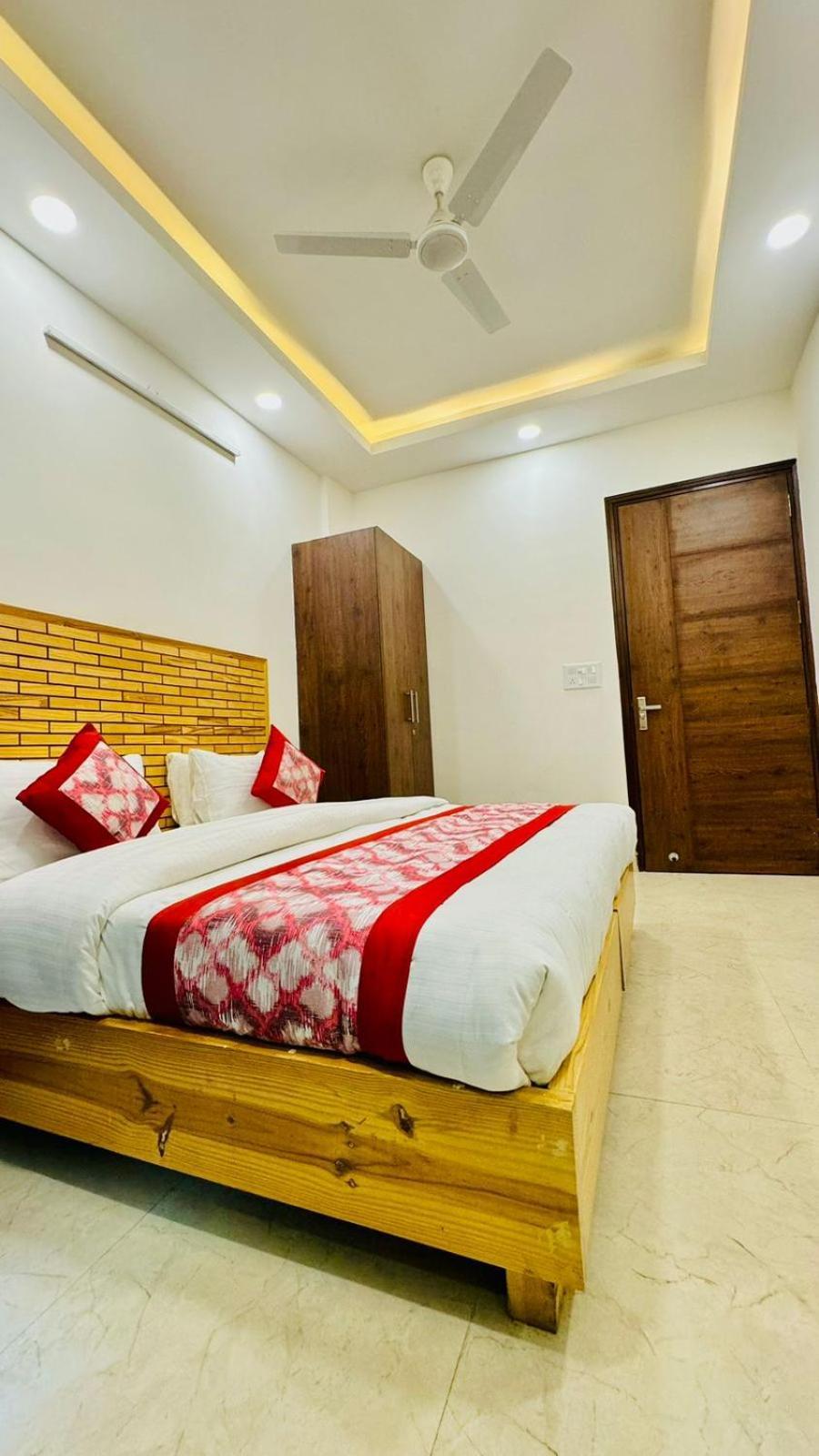 Hotel Ashram View Just 10 Minute Away Form Nizamuddin Railway Station Nové Dillí Exteriér fotografie