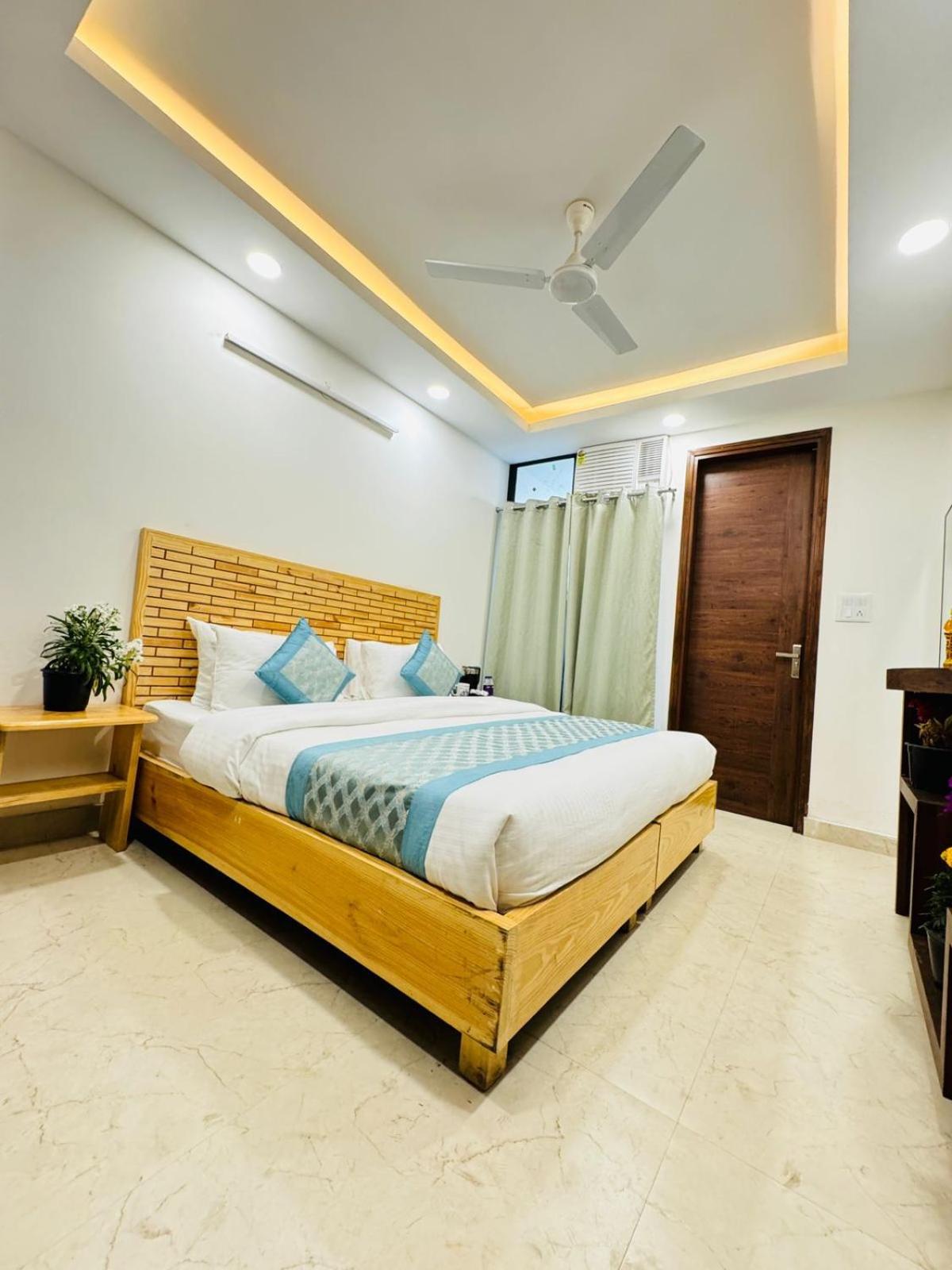 Hotel Ashram View Just 10 Minute Away Form Nizamuddin Railway Station Nové Dillí Exteriér fotografie